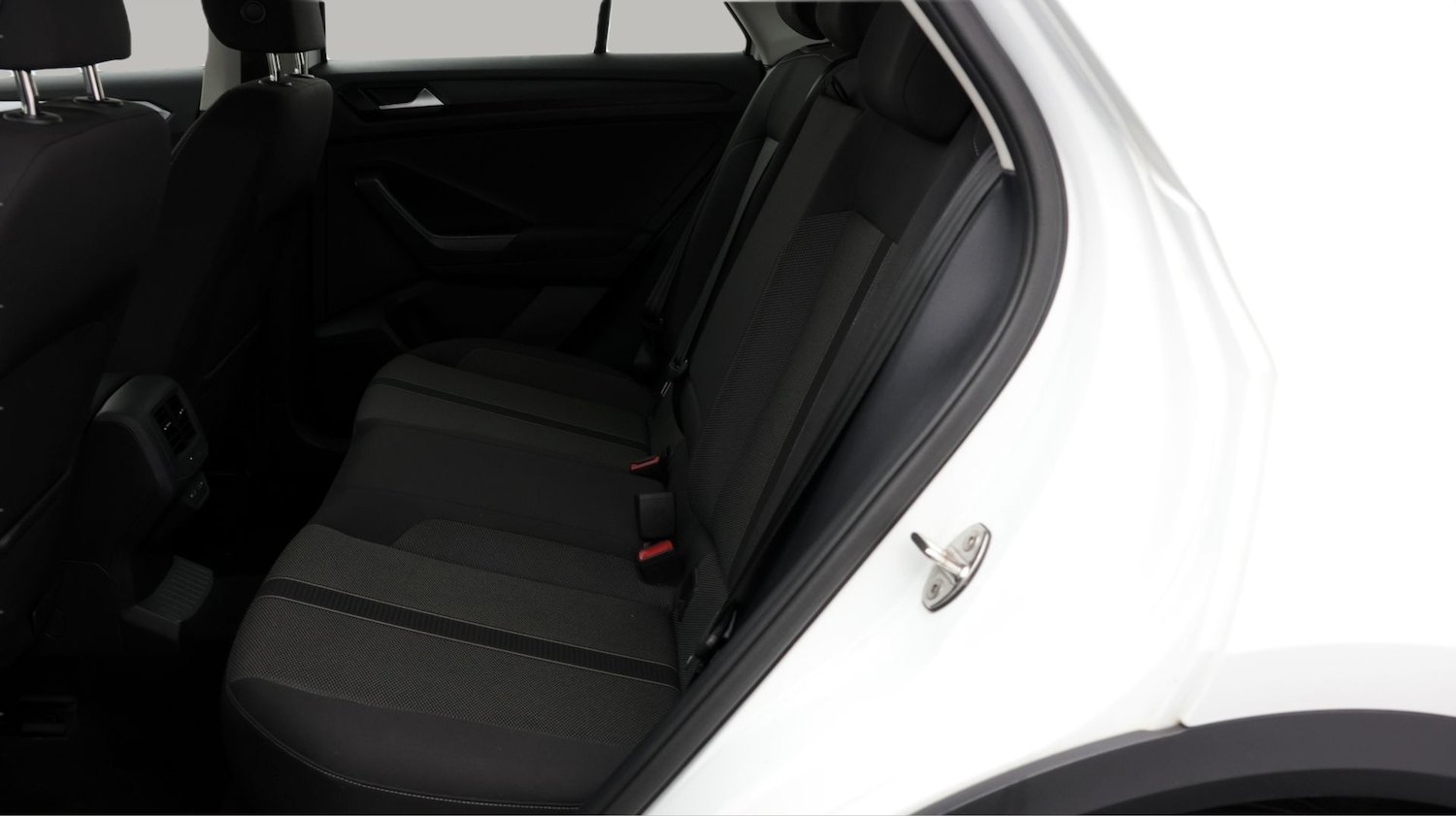 Used Volkswagen T-Roc 2024 for sale - 77664472: Photo 16