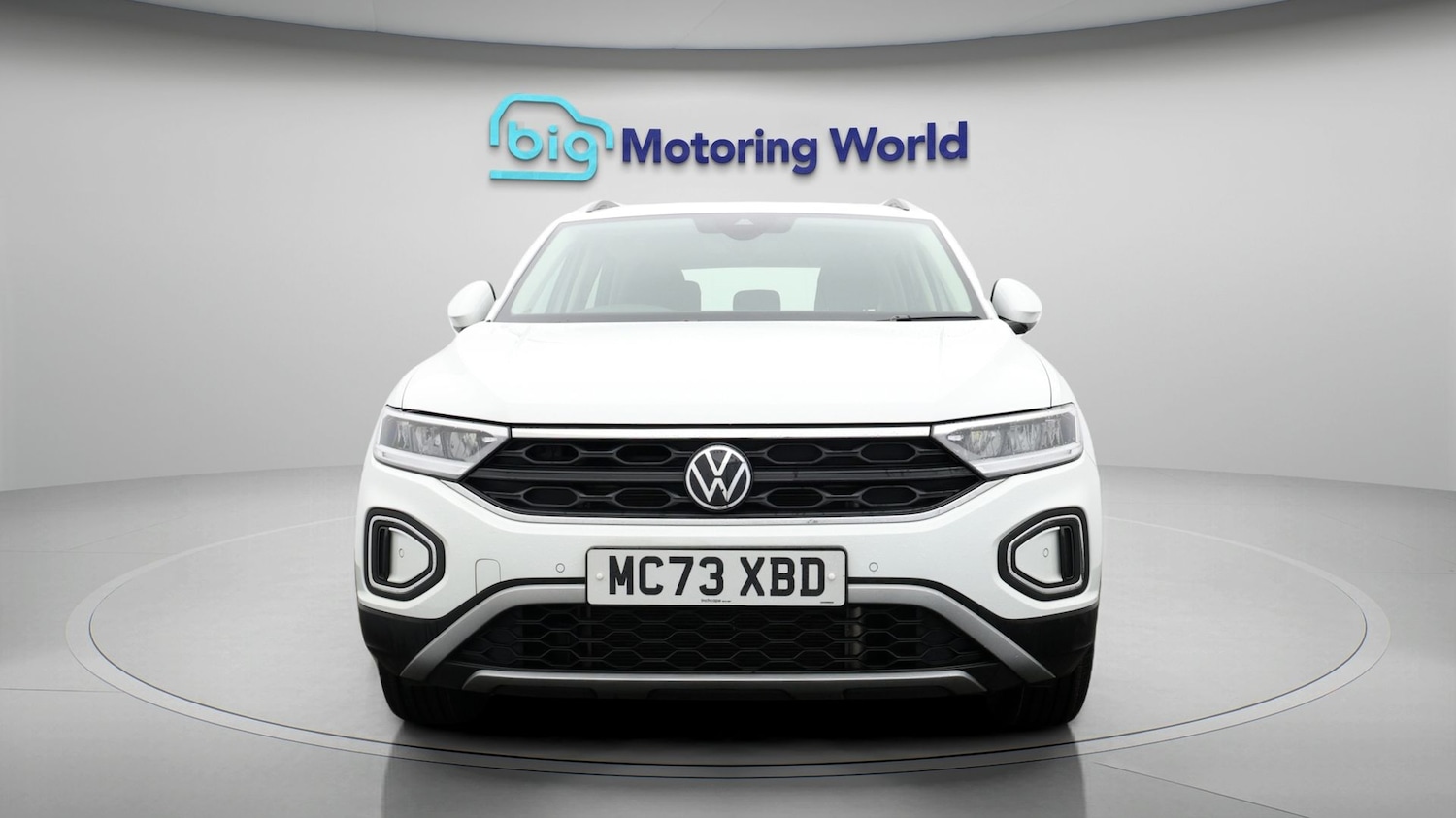 Used Volkswagen T-Roc 2024 for sale - 77664472: Photo 2
