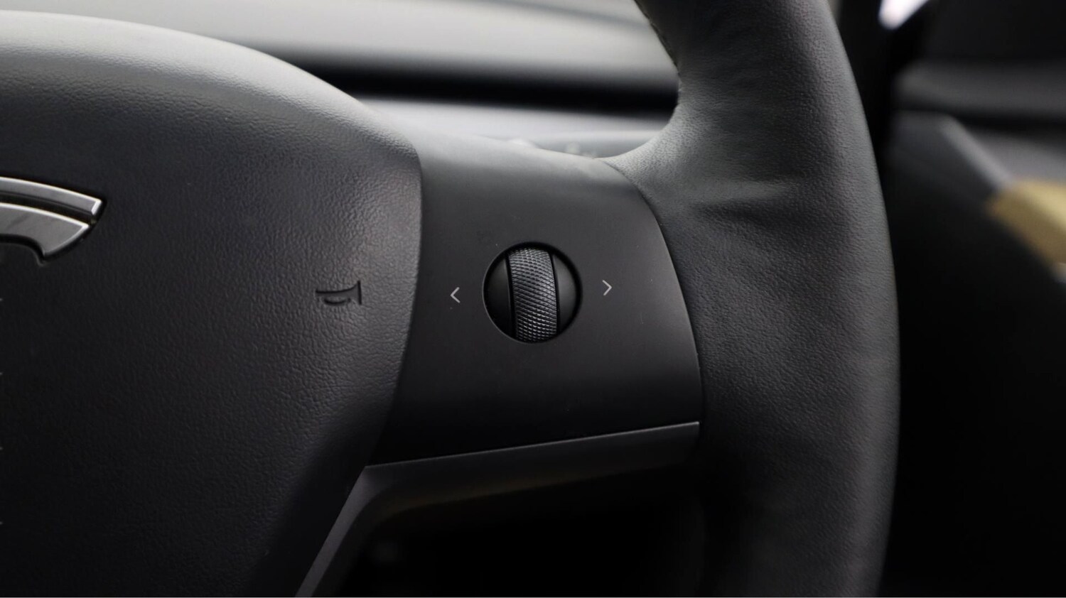 Used Tesla Model 3 2023 for sale - 77525773: Photo 22