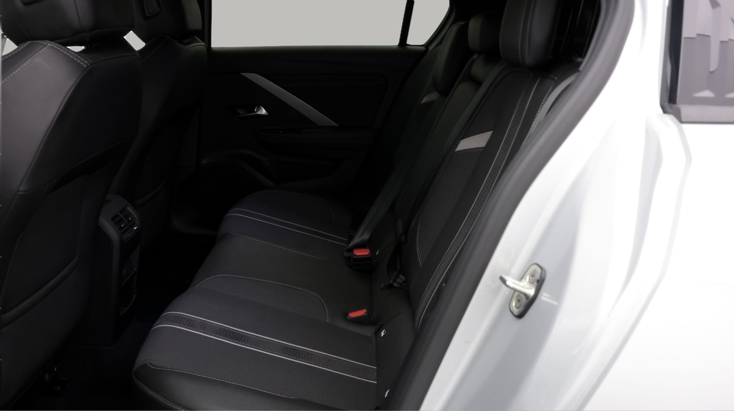 Used Vauxhall Astra for sale - 77940934: Photo 16