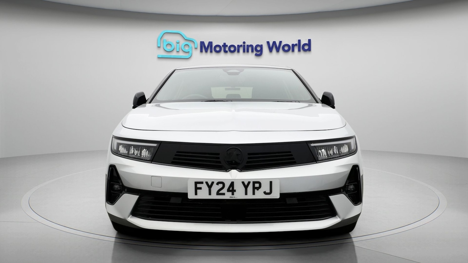 Used Vauxhall Astra for sale - 77940934: Photo 2