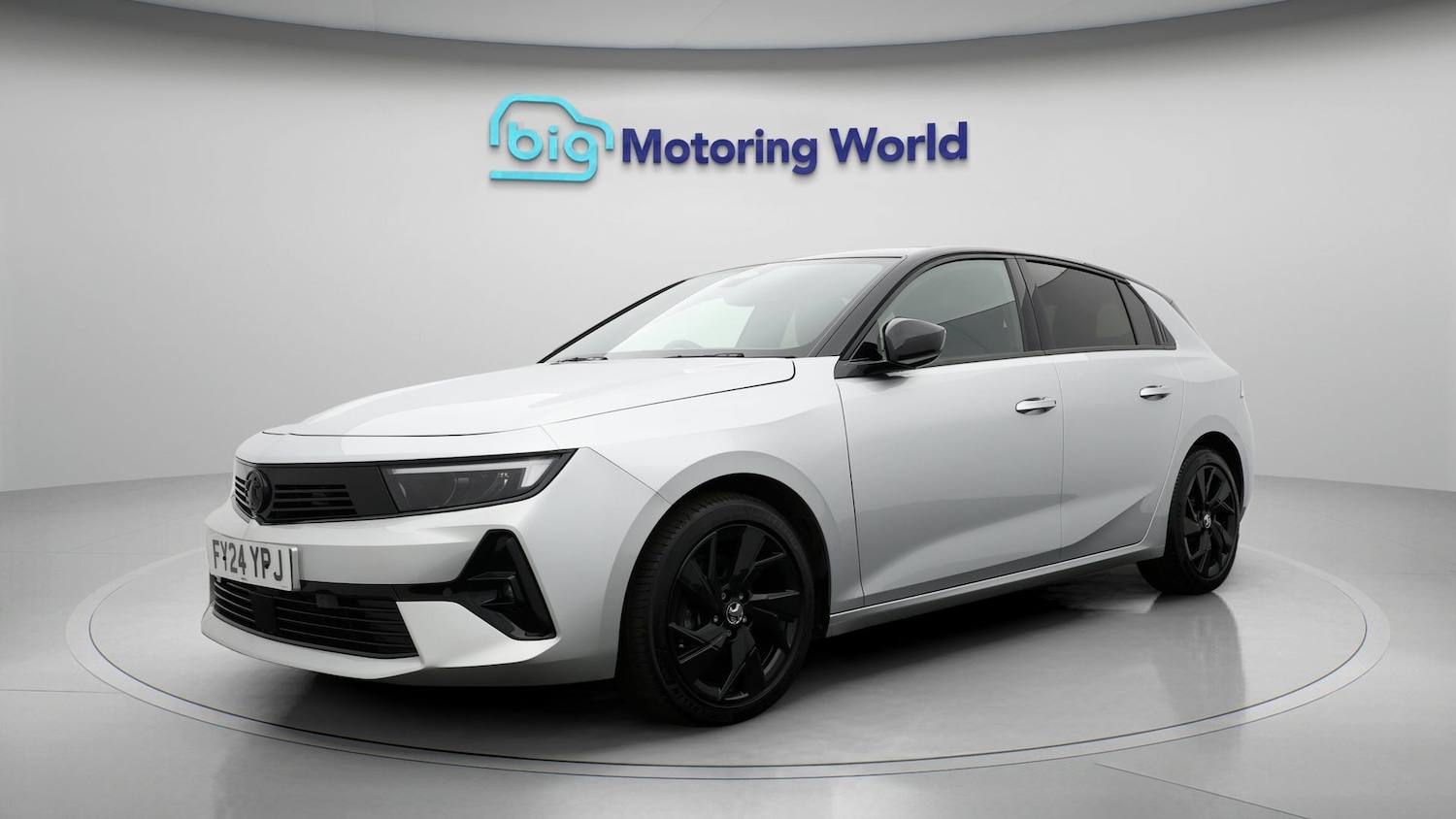 Used Vauxhall Astra for sale - 77940934: Photo 3