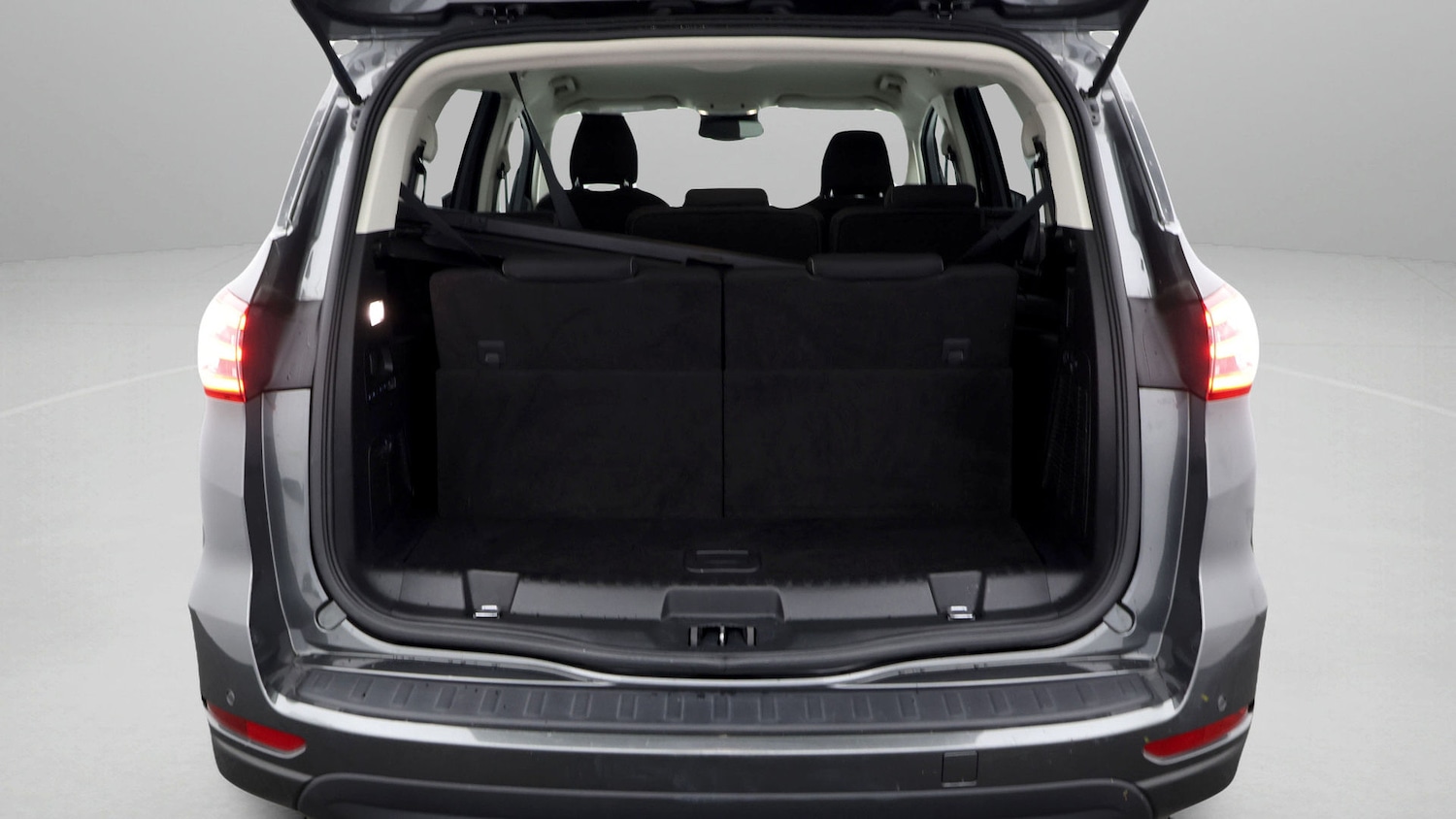 Used Ford S-Max 2022 for sale - 77649789: Photo 17