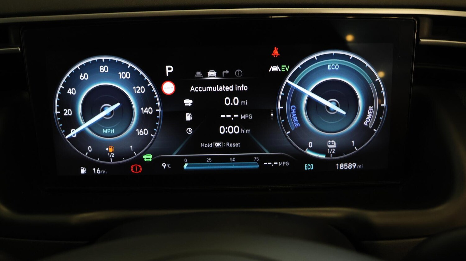 Used Hyundai TUCSON for sale - 76728911: Photo 11