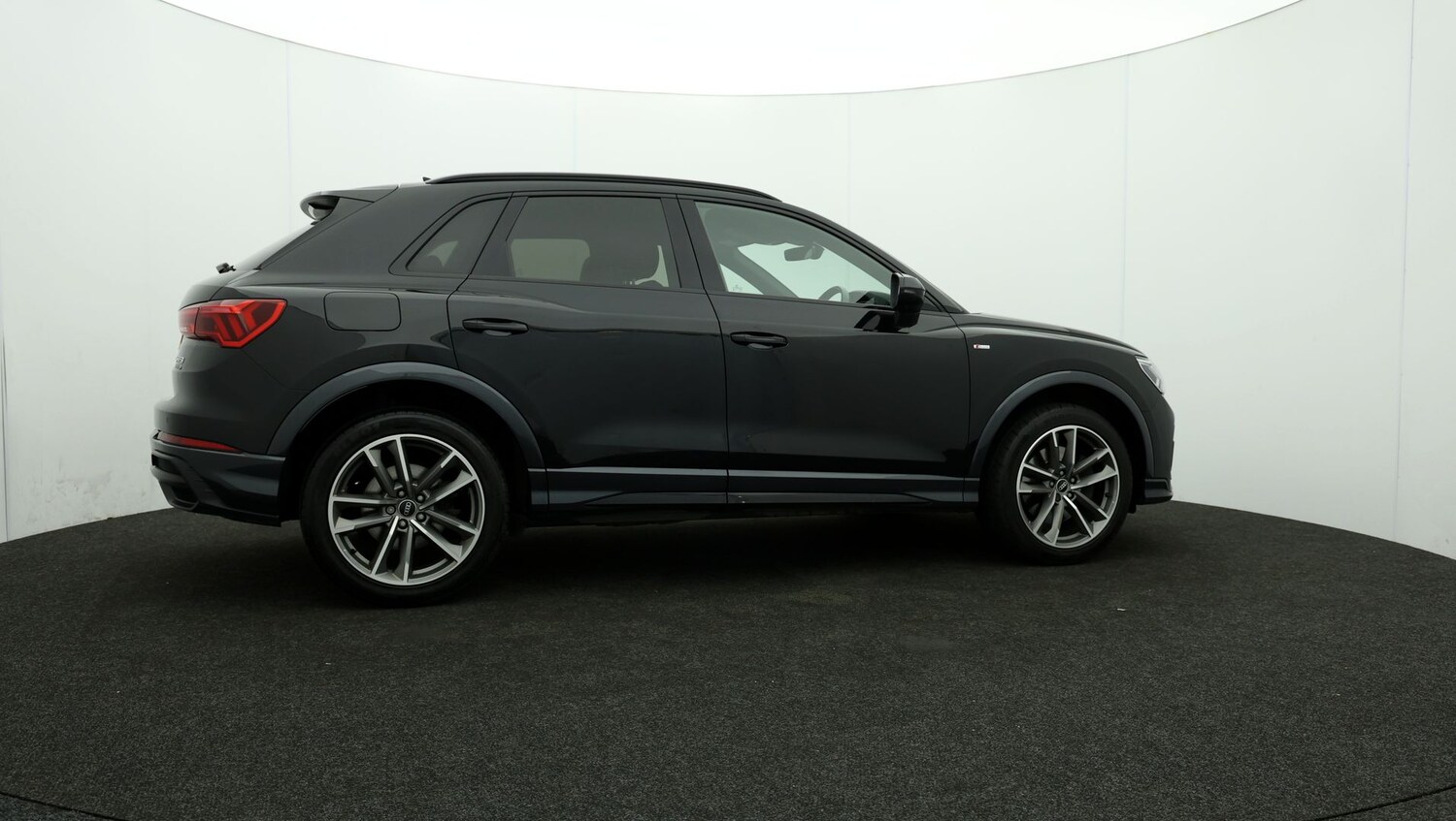Used Audi Q3 for sale - 76810467: Photo 22