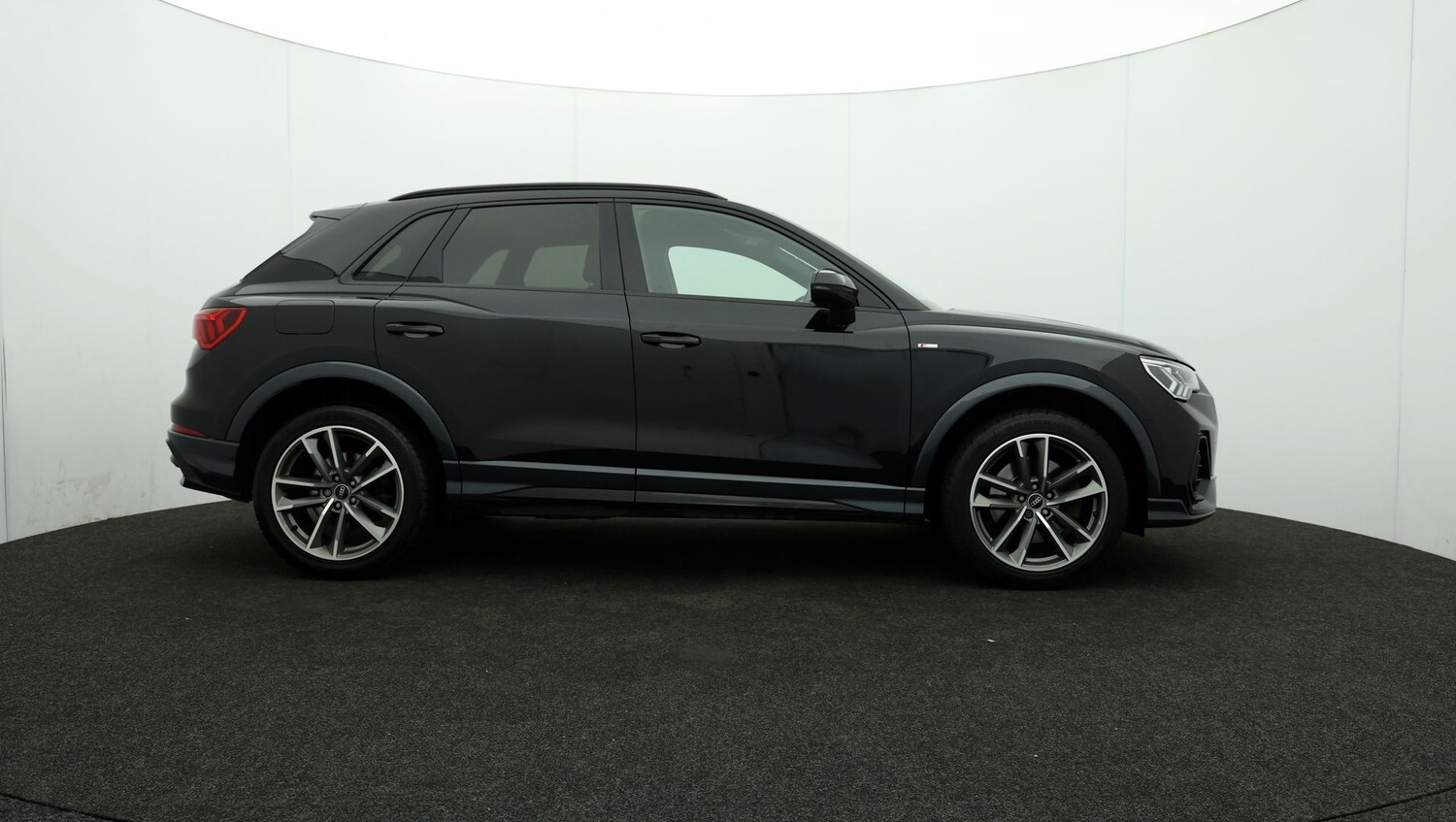 Used Audi Q3 for sale - 76810467: Photo 28