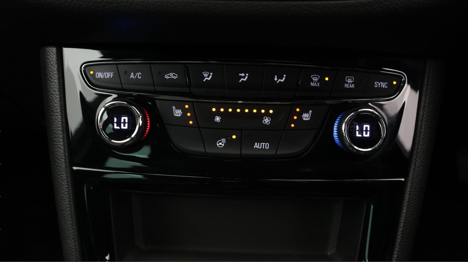 Used Vauxhall Astra 2022 for sale - 77595130: Photo 12