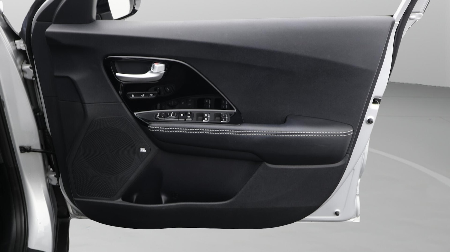 Used Kia Niro 2021 for sale - 76381349: Photo 15