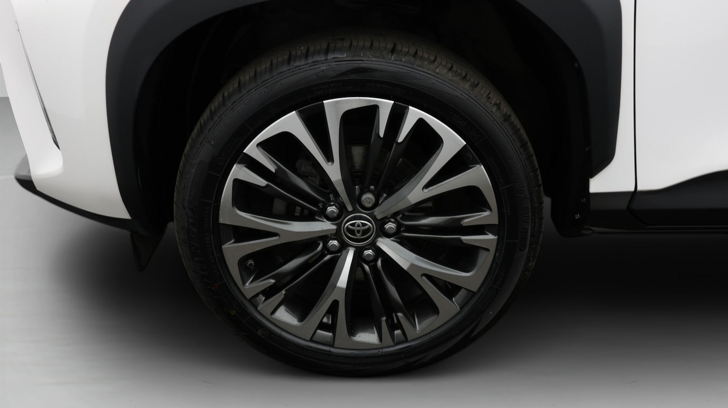 Used Toyota Yaris Cross 2023 for sale - 77954399: Photo 18