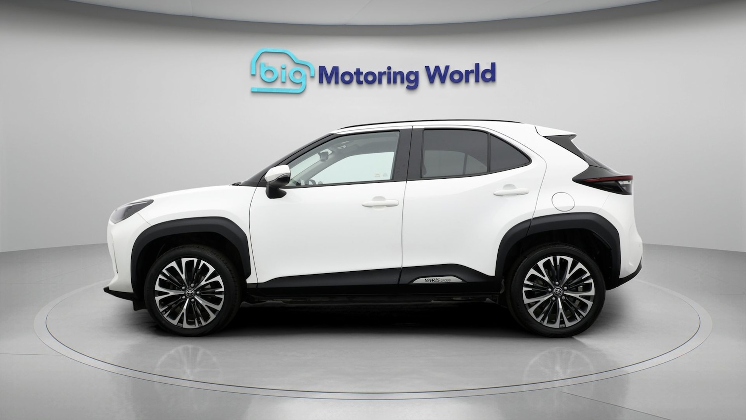 Used Toyota Yaris Cross 2023 for sale - 77954399: Photo 4