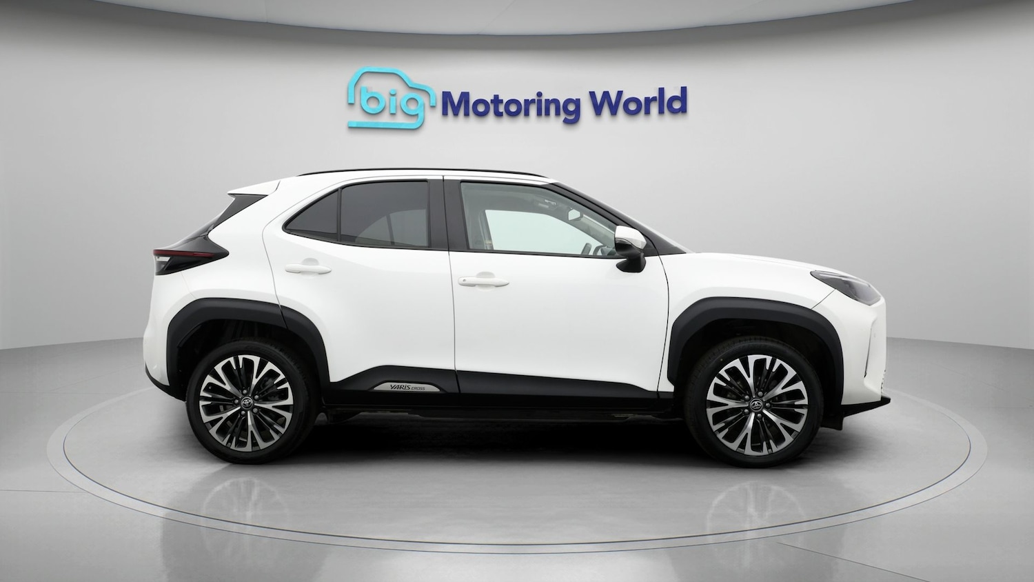 Used Toyota Yaris Cross 2023 for sale - 77954399: Photo 8