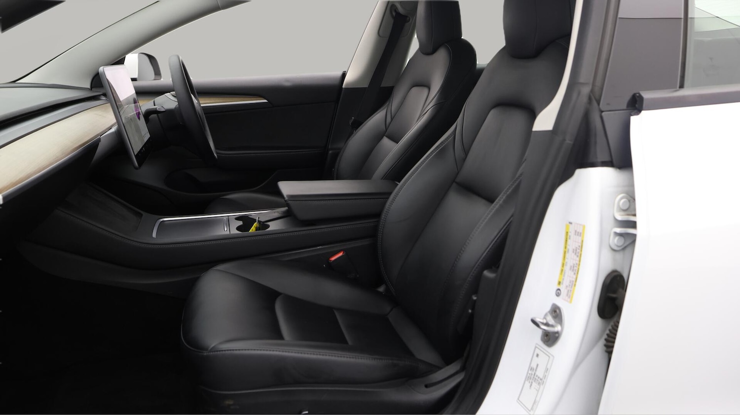 Used Tesla Model 3 2021 for sale - 76742877: Photo 15