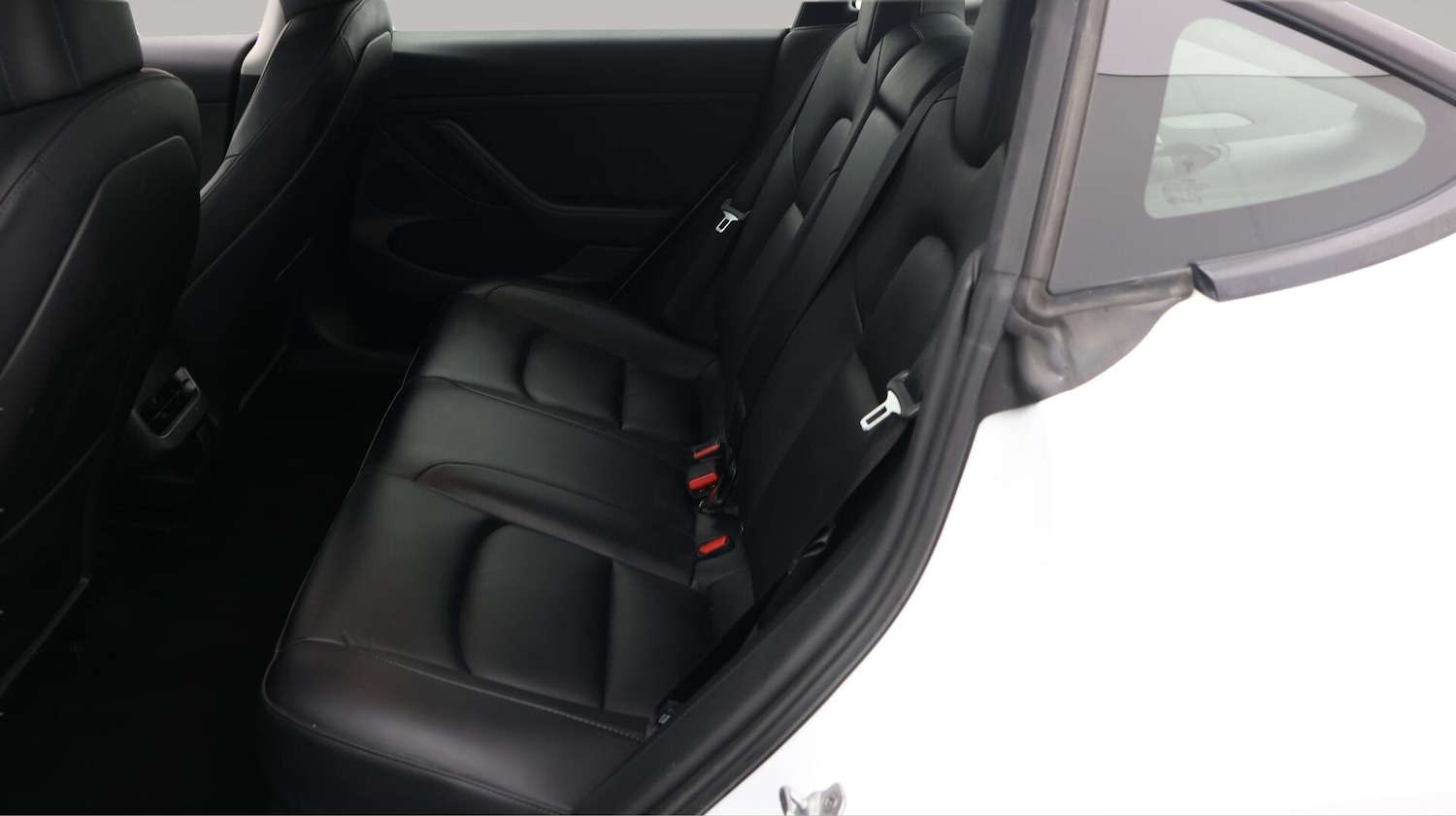 Used Tesla Model 3 2021 for sale - 76742877: Photo 17