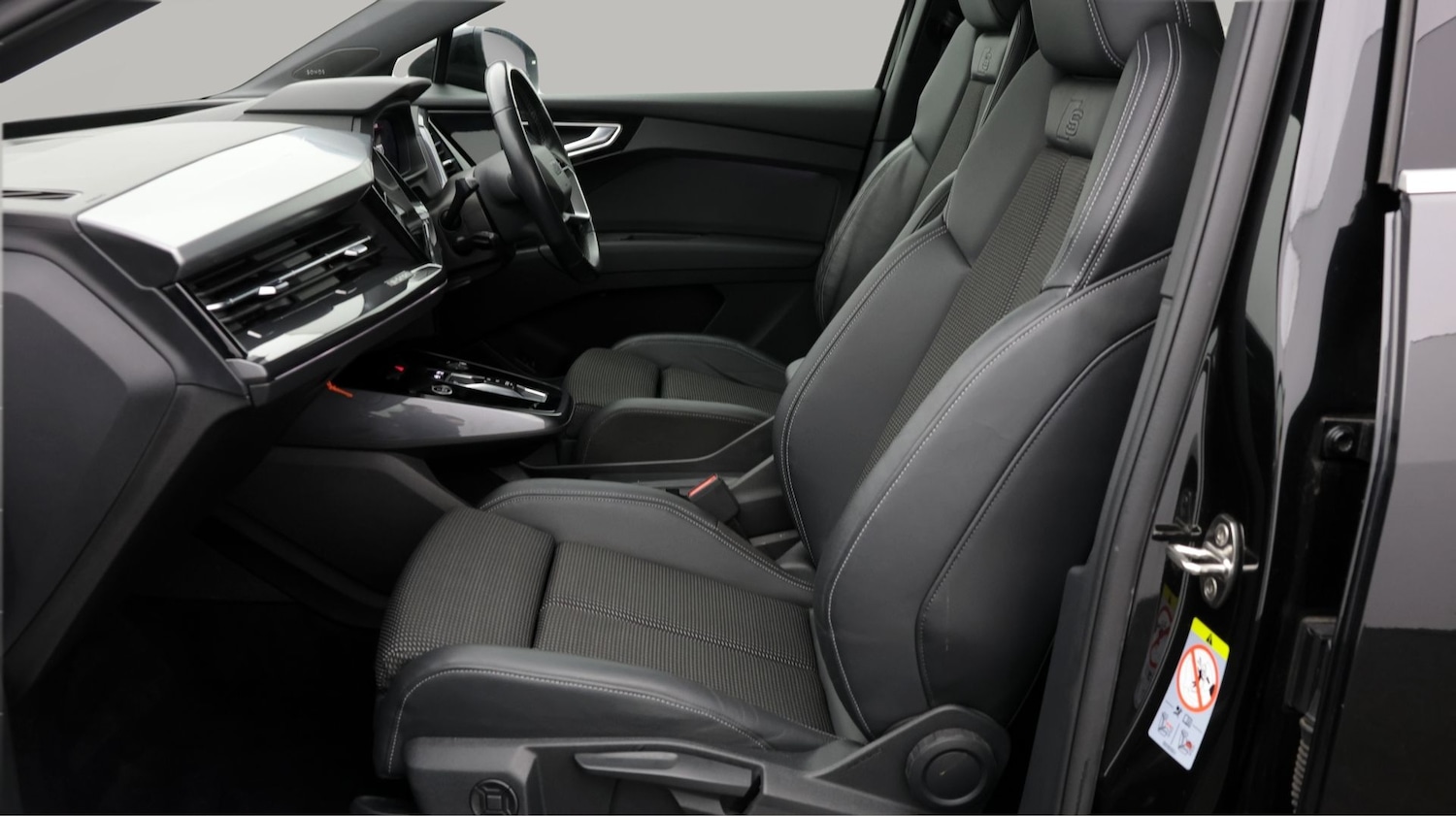 Used Audi Q4 e-tron 2022 for sale - 78169111: Photo 14