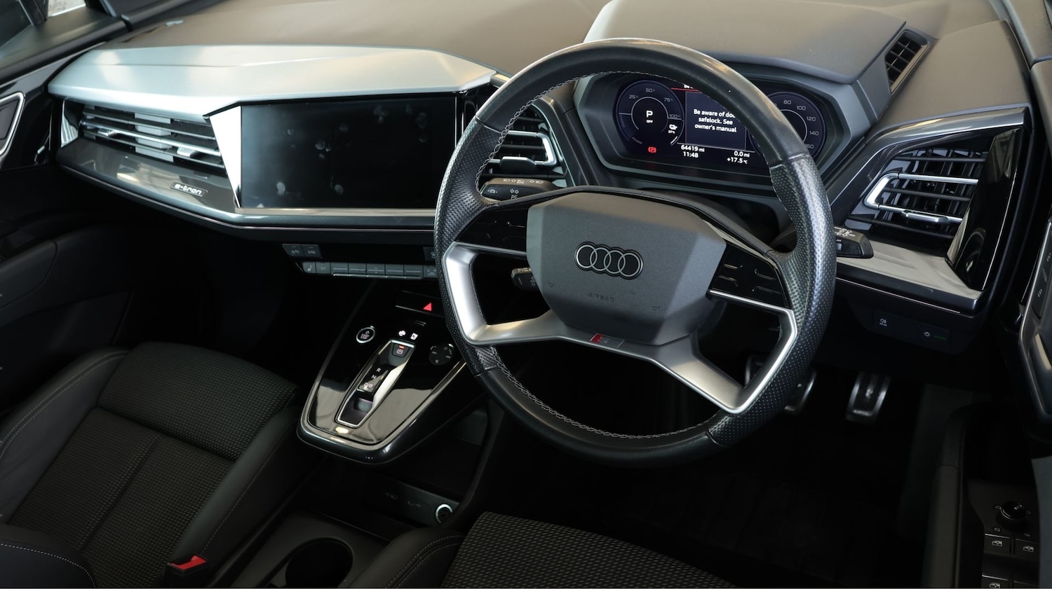 Used Audi Q4 e-tron 2022 for sale - 78169111: Photo 9