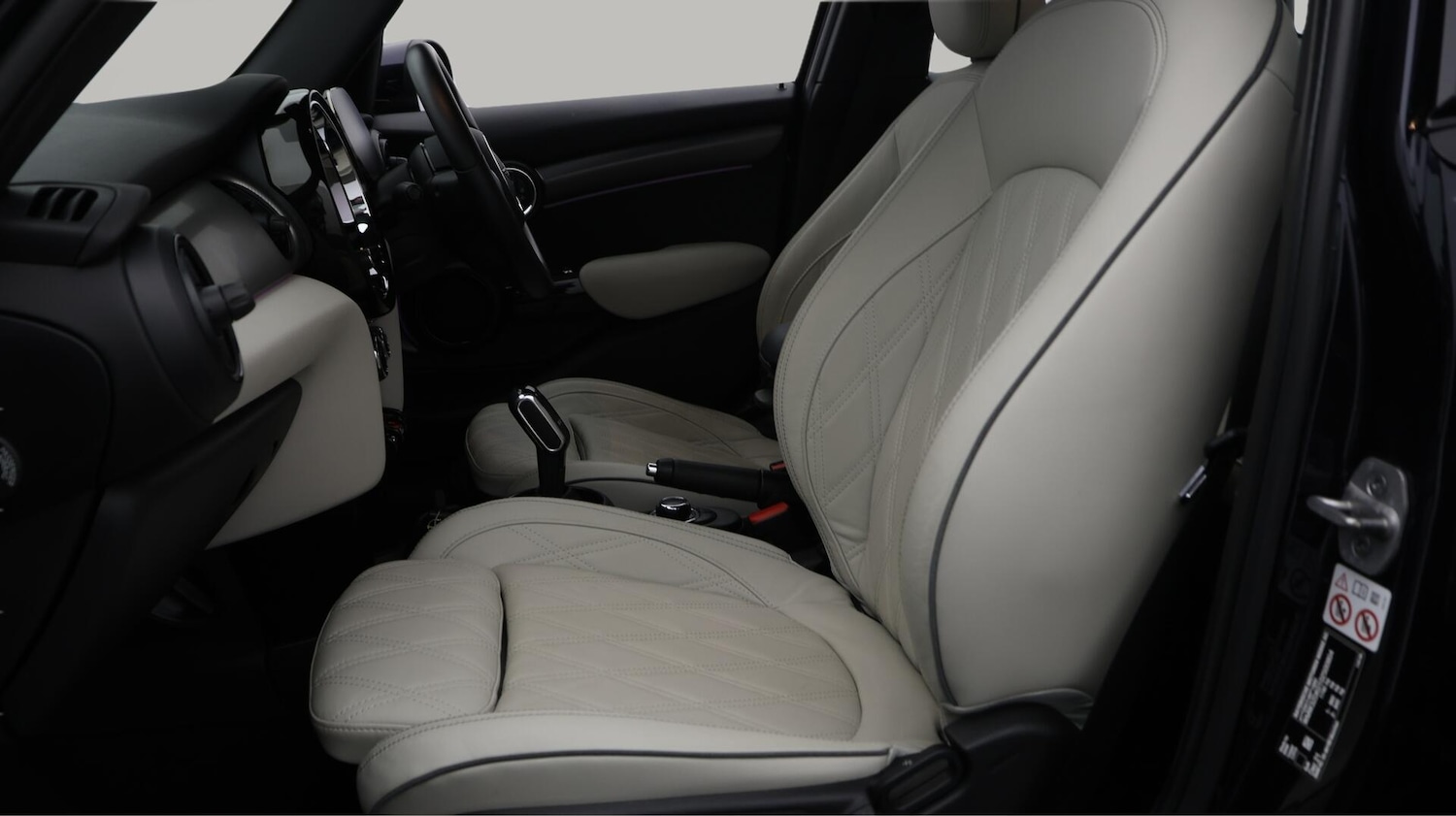 Used MINI Hatch 2021 for sale - 76633019: Photo 15