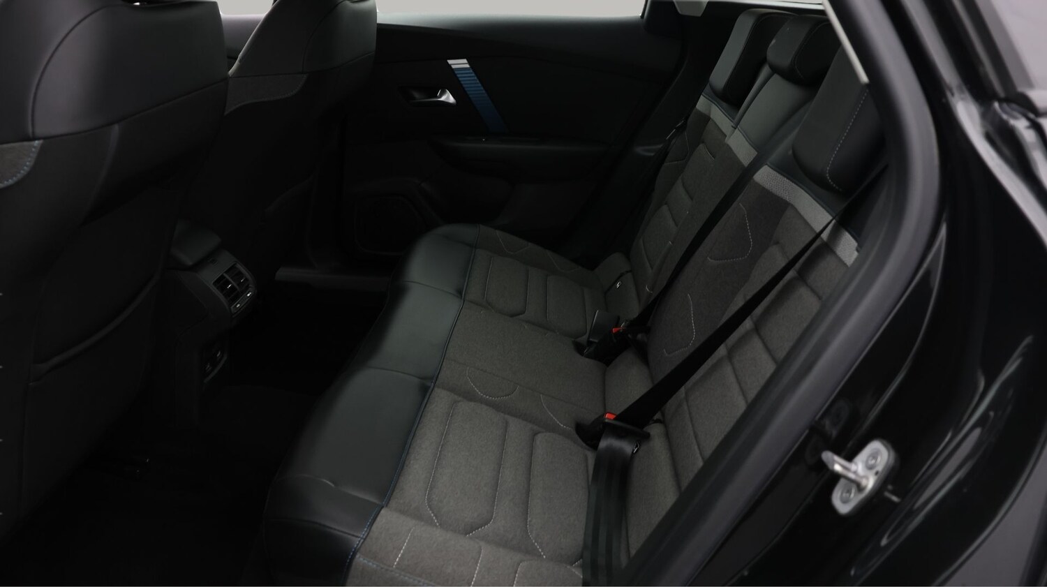 Used Citroen C4 2021 for sale - 77760382: Photo 16