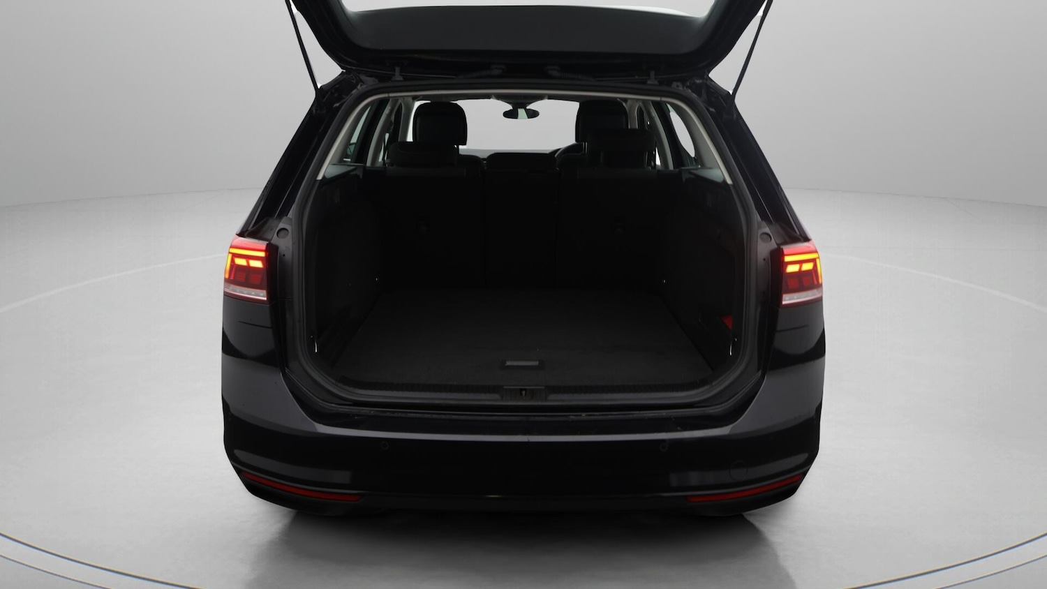 Used Volkswagen Passat for sale - 76522315: Photo 18