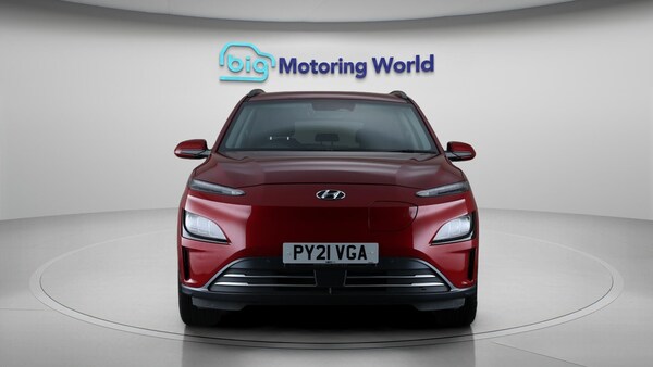 Used Hyundai KONA 2021 for sale - 76059670: Photo 3