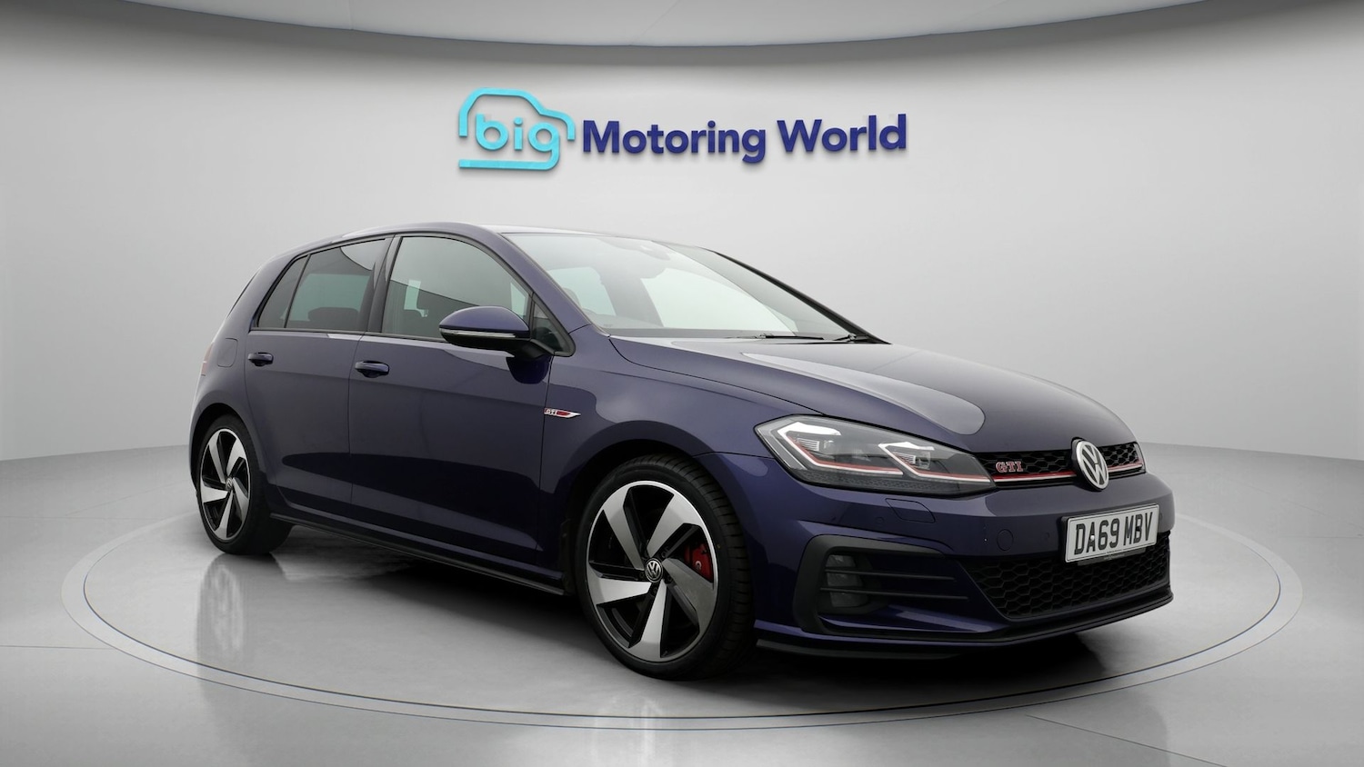 Used Volkswagen Golf 2019 for sale - 77719066: Photo 1