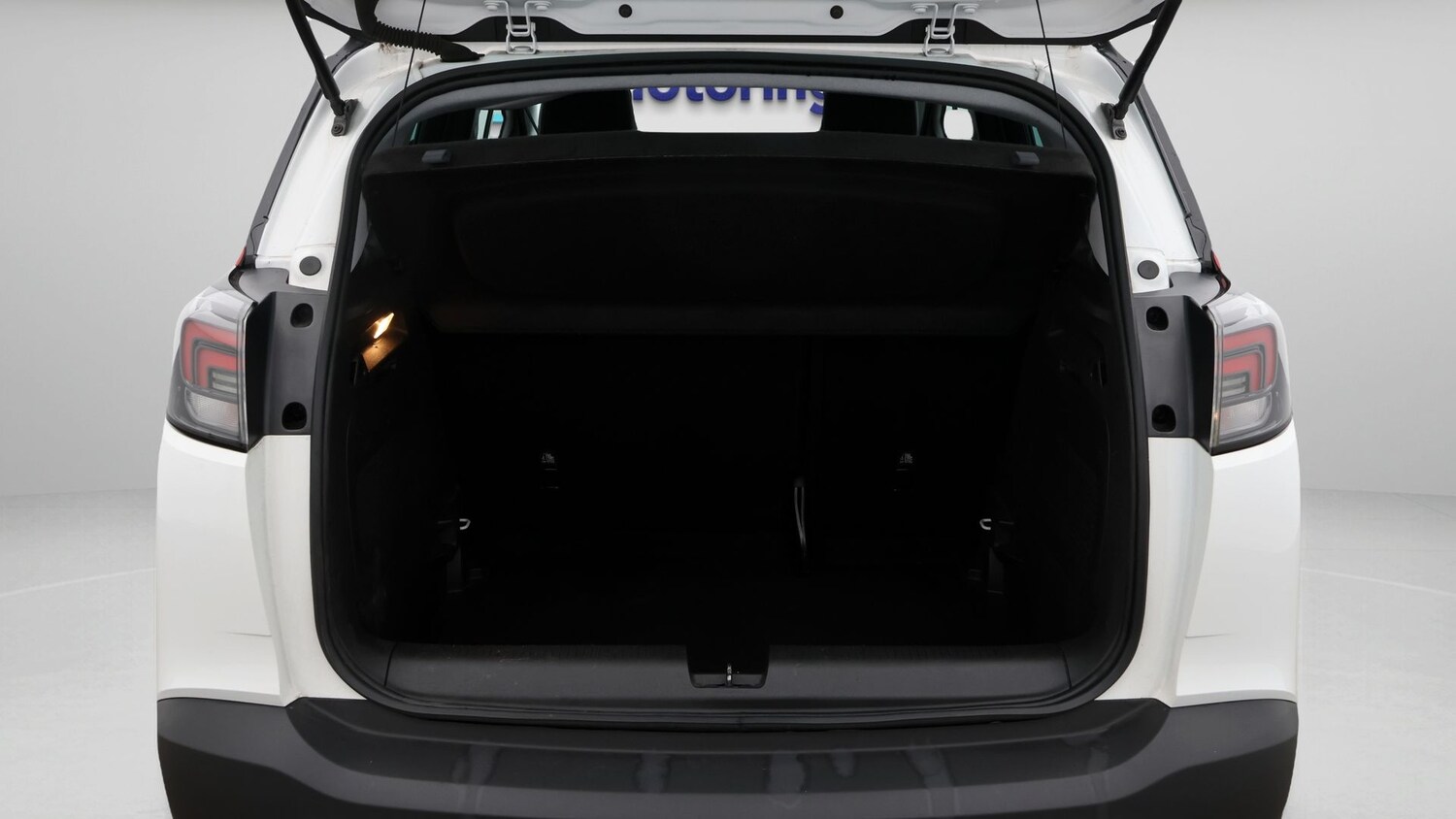 Used Vauxhall Crossland 2022 for sale - 77446929: Photo 17