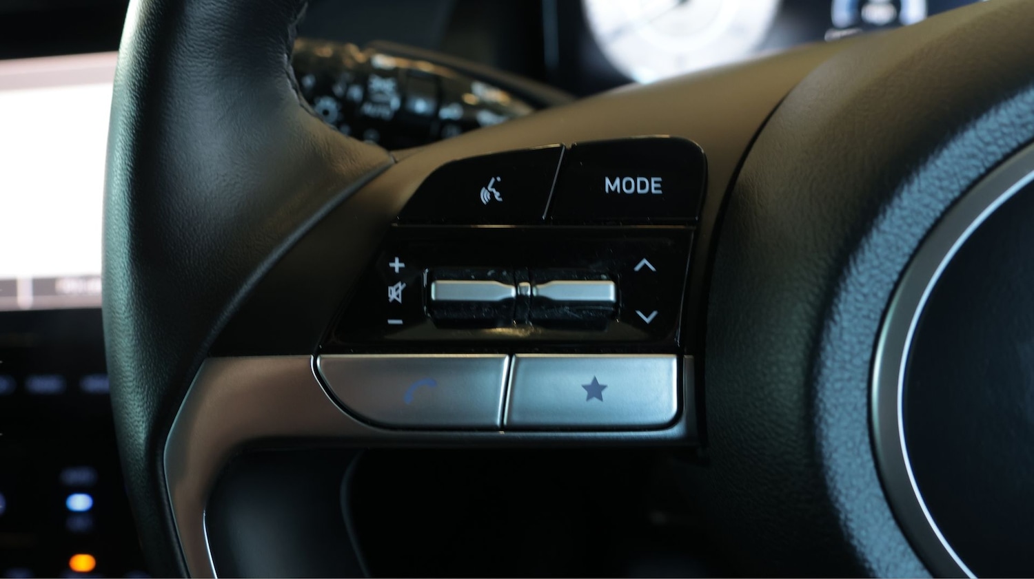 Used Hyundai TUCSON for sale - 77921640: Photo 23