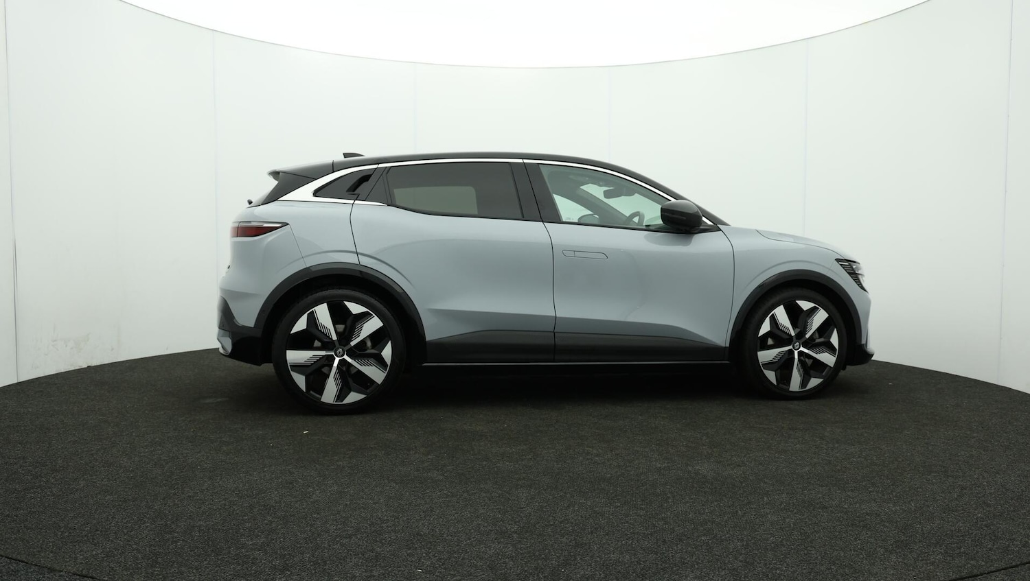 Used Renault Megane E Tech 2023 for sale - 76001677: Photo 41