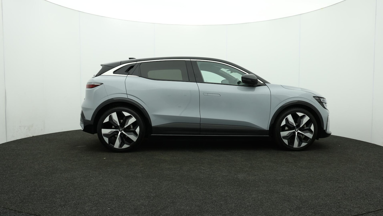 Used Renault Megane E Tech 2023 for sale - 76001677: Photo 42