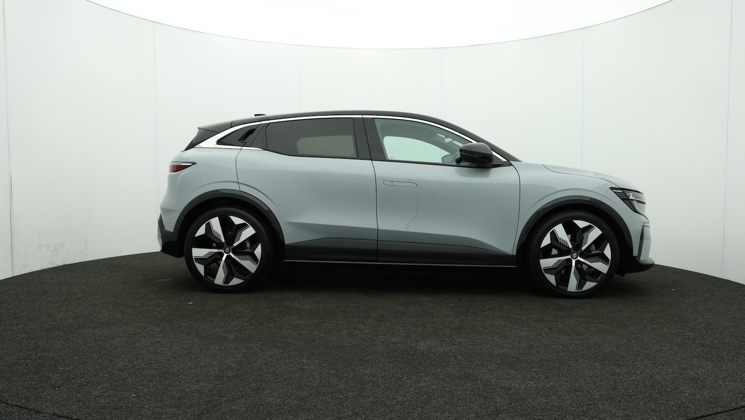 Used Renault Megane E Tech 2023 for sale - 76001677: Photo 43