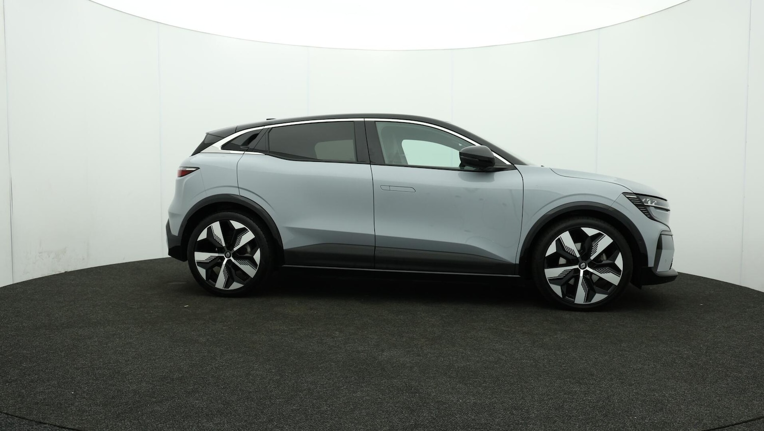 Used Renault Megane E Tech 2023 for sale - 76001677: Photo 44