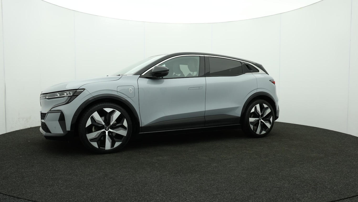 Used Renault Megane E Tech 2023 for sale - 76001677: Photo 67