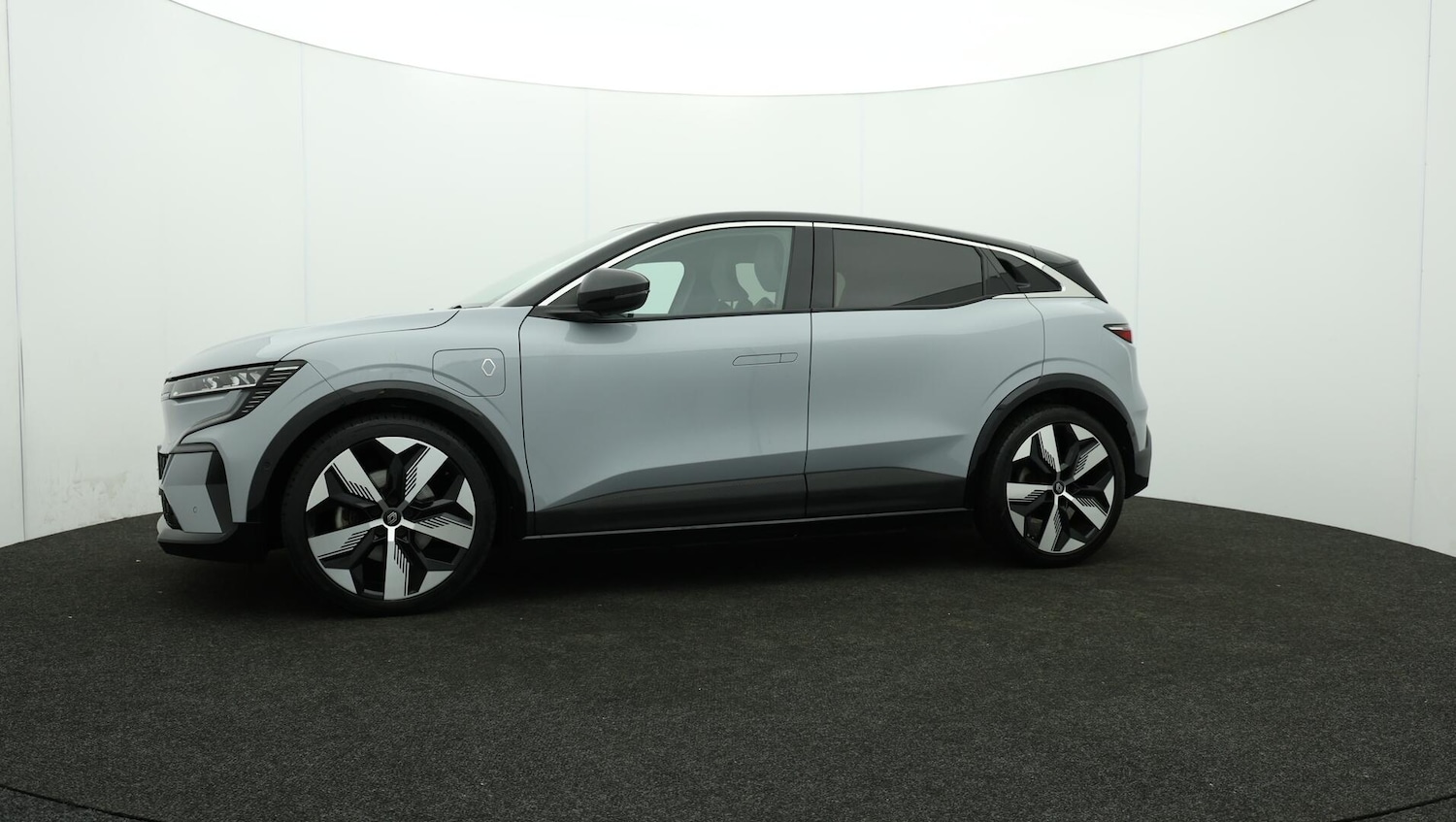 Used Renault Megane E Tech 2023 for sale - 76001677: Photo 69