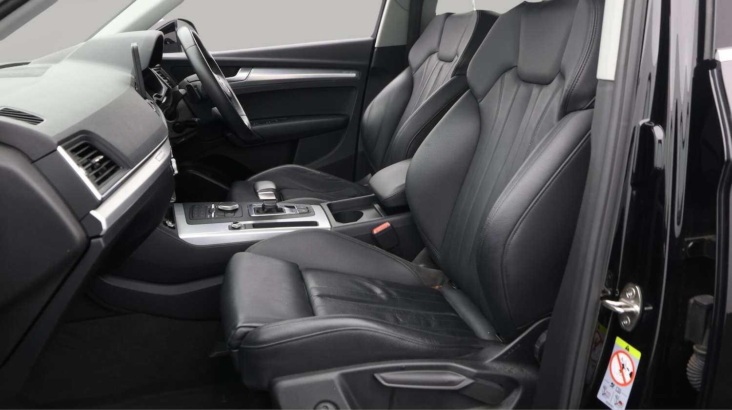 Used Audi Q5 2020 for sale - 76397860: Photo 15