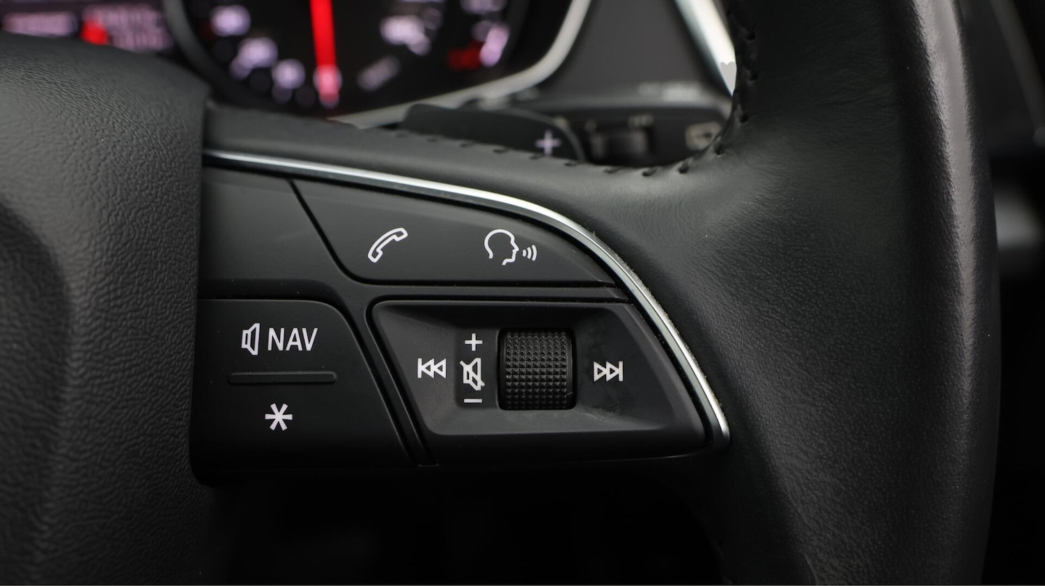 Used Audi Q5 2020 for sale - 76397860: Photo 25