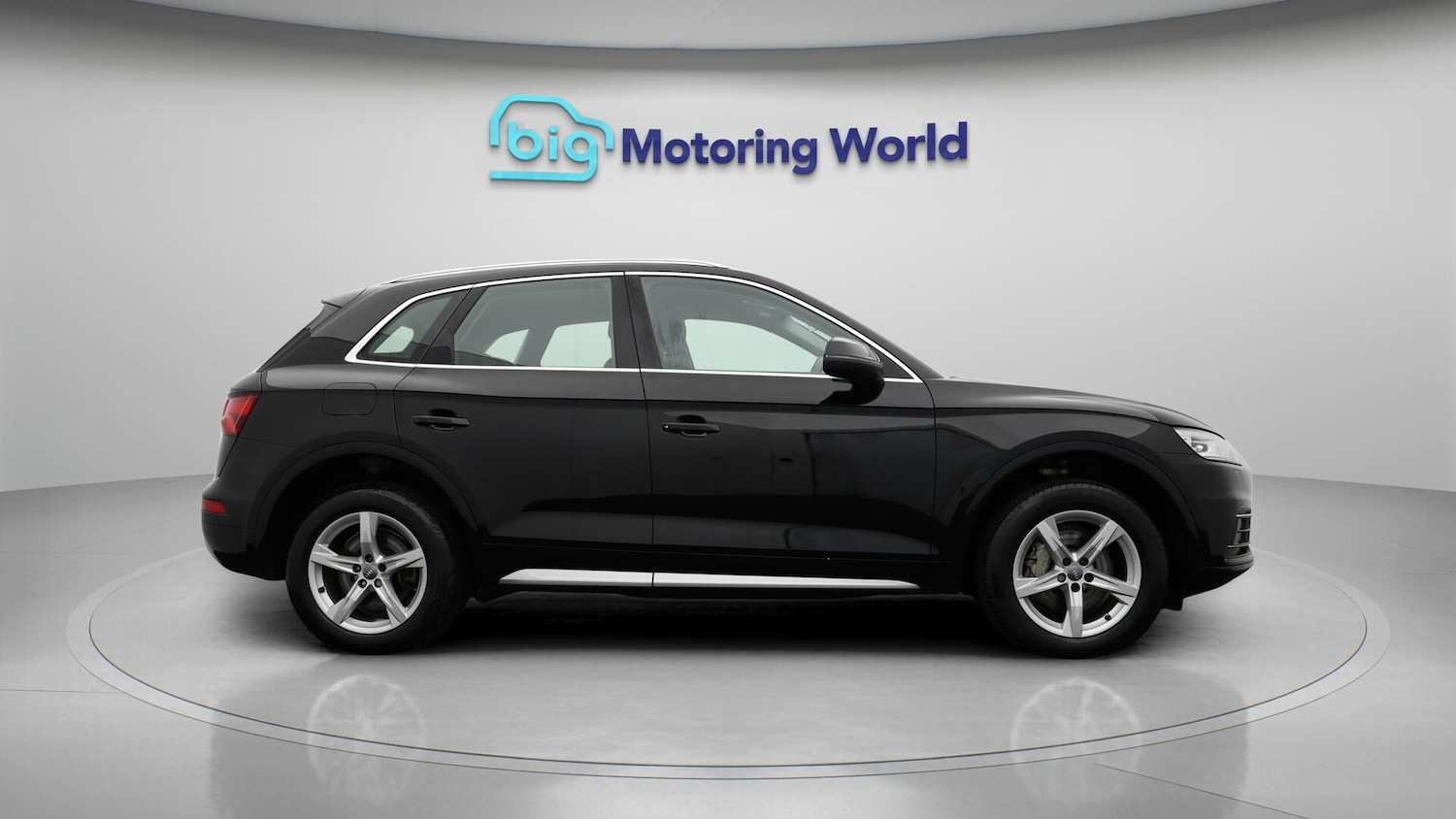 Used Audi Q5 2020 for sale - 76397860: Photo 9