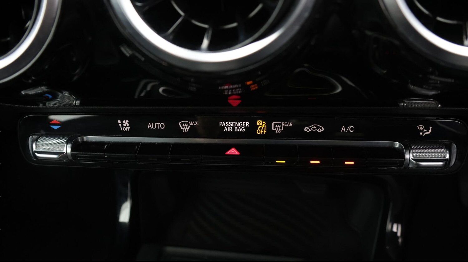 Used Mercedes-Benz A-Class 2020 for sale - 77950752: Photo 12