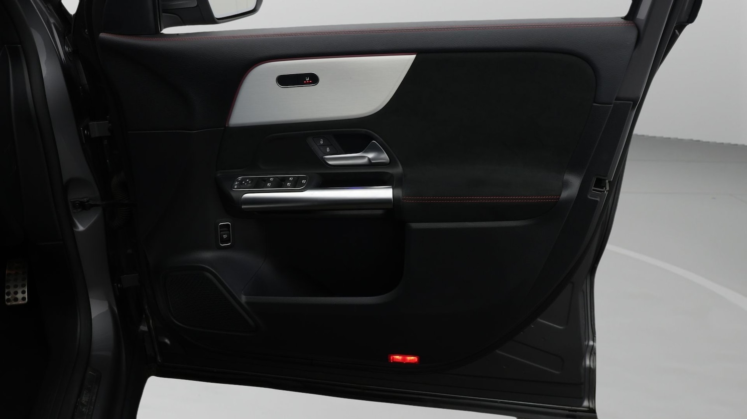 Used Mercedes-Benz EQA 2023 for sale - 77745267: Photo 15