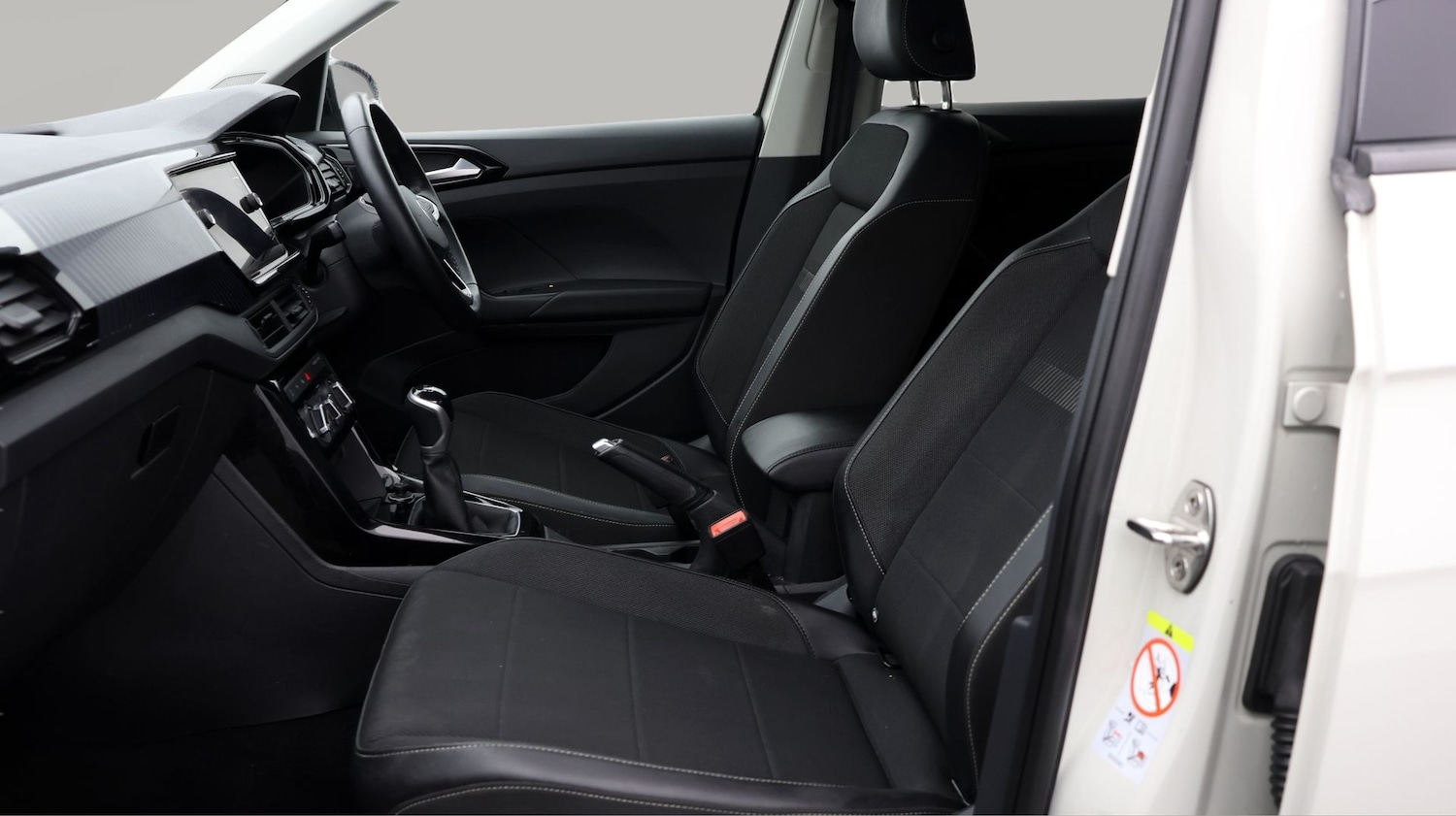 Used Volkswagen T-Cross 2023 for sale - 77495085: Photo 14