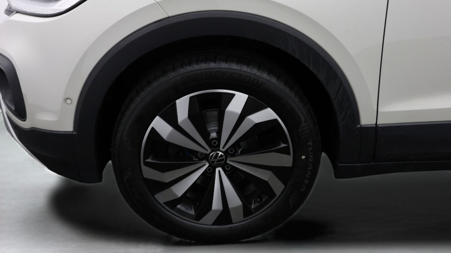 Used Volkswagen T-Cross 2023 for sale - 77495085: Photo 18