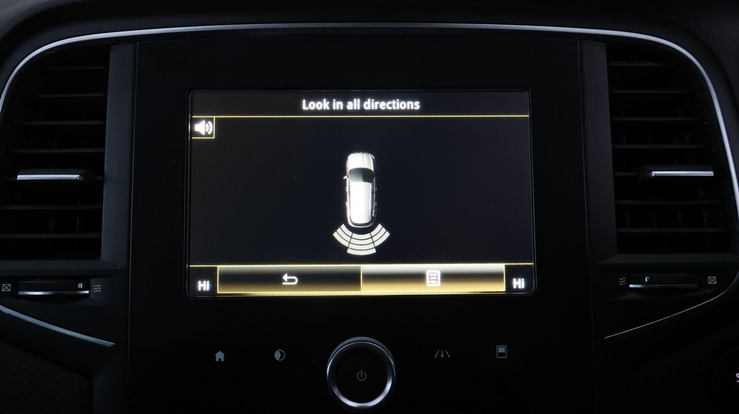 Used Renault Megane 2018 for sale - 77532190: Photo 24