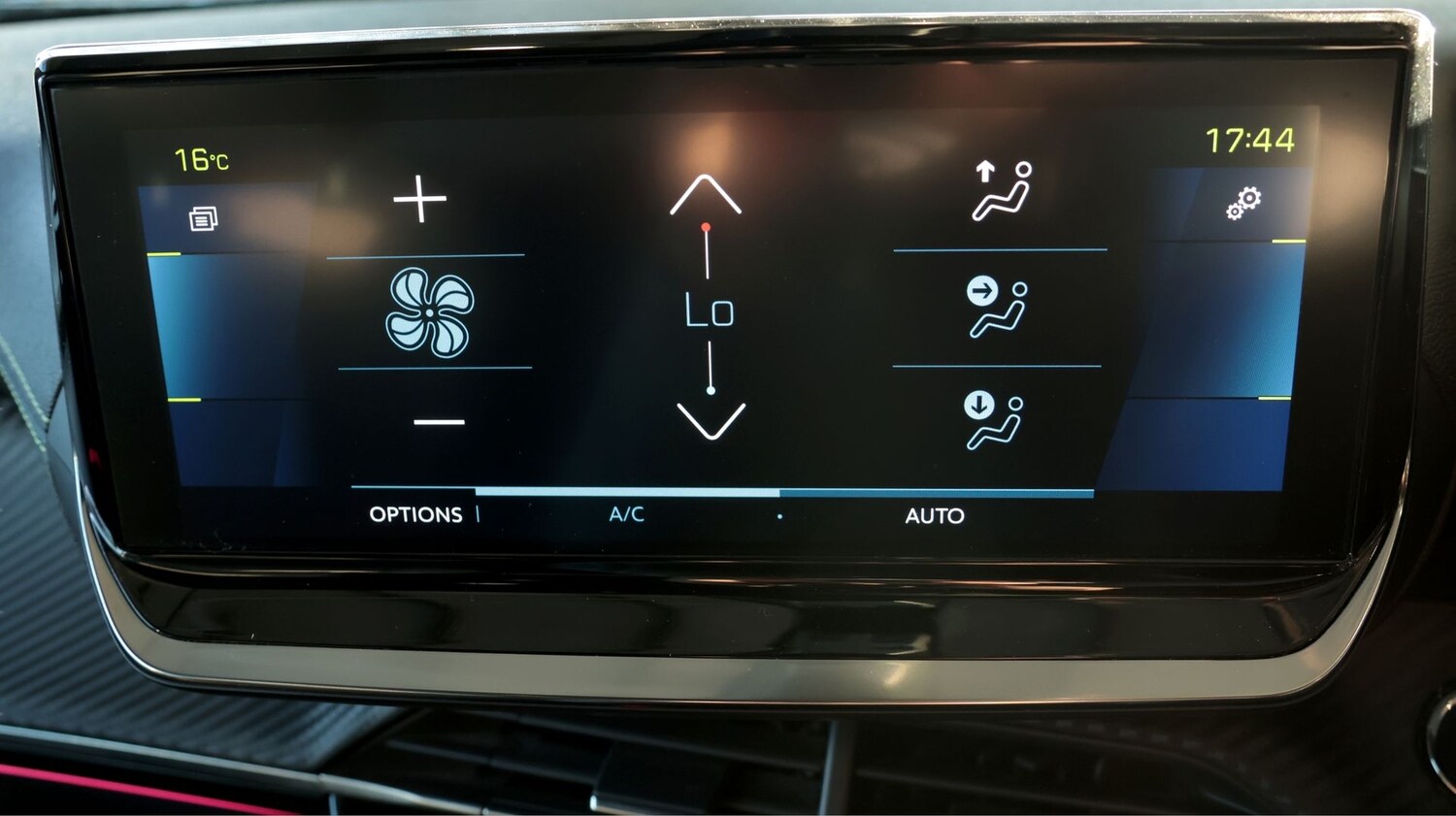 Used Peugeot 2008 2022 for sale - 77662425: Photo 12