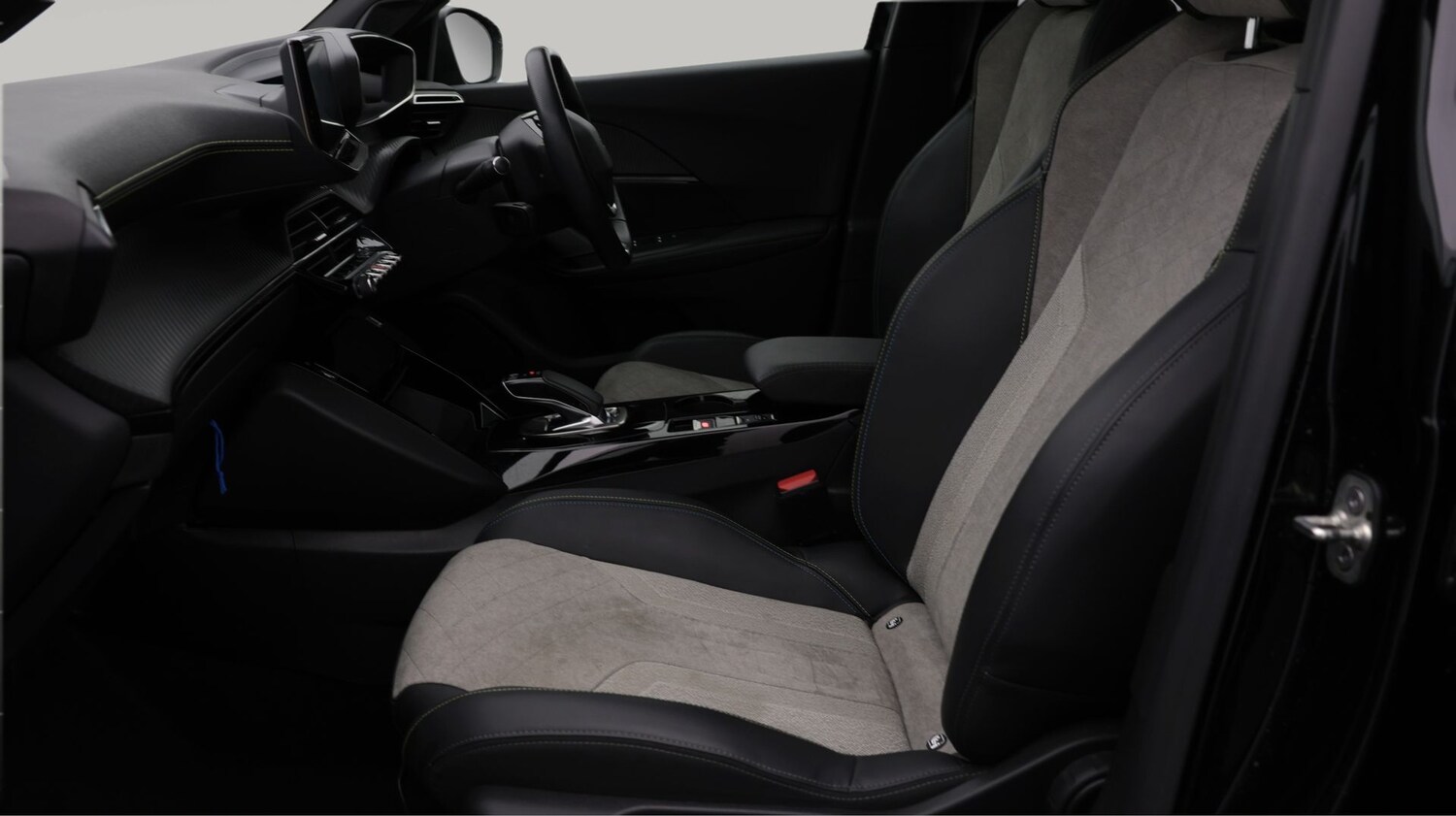 Used Peugeot 2008 2022 for sale - 77662425: Photo 14