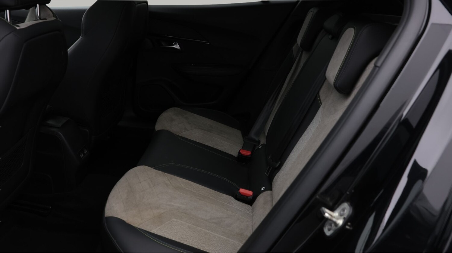 Used Peugeot 2008 2022 for sale - 77662425: Photo 16