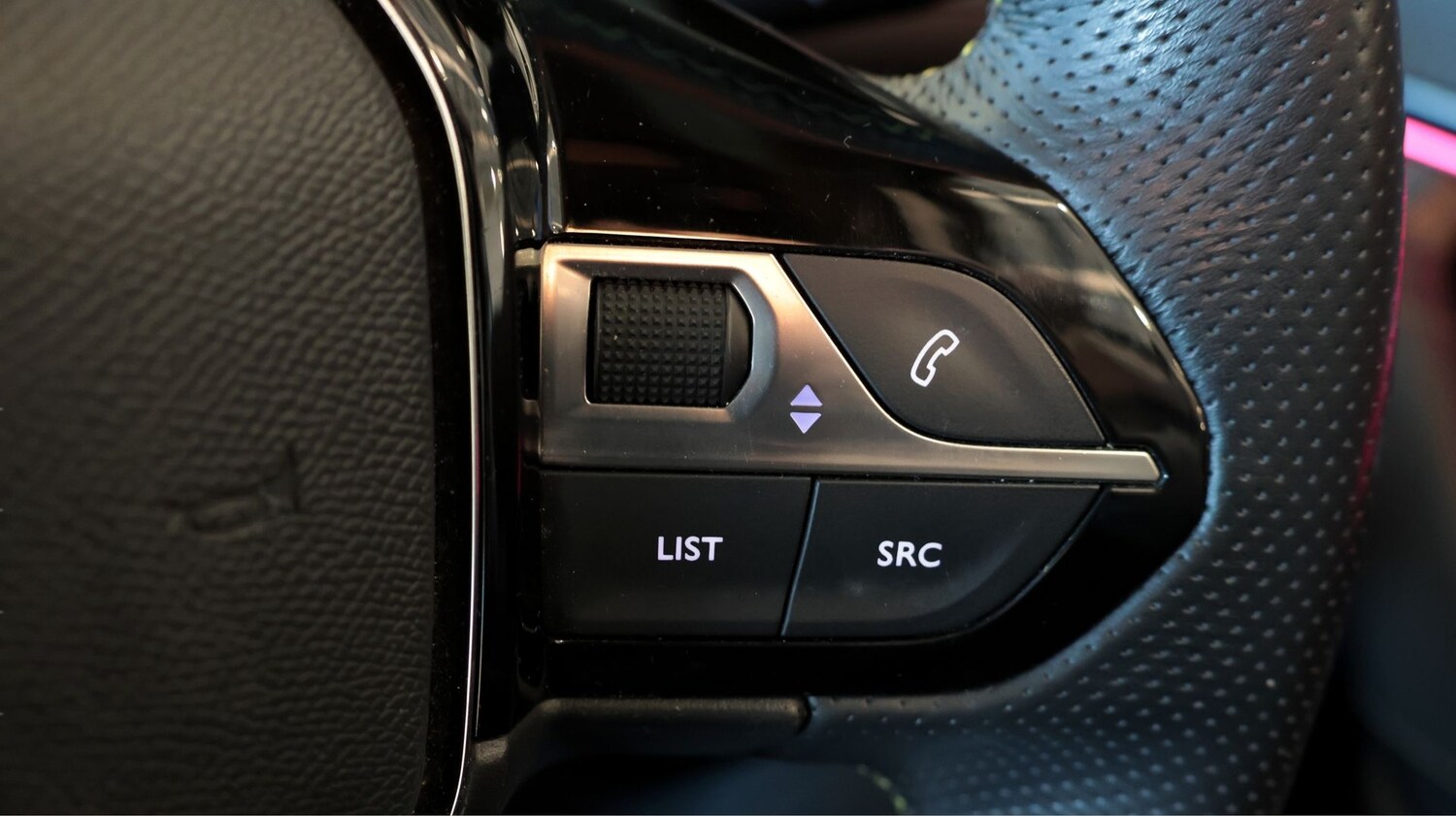 Used Peugeot 2008 2022 for sale - 77662425: Photo 23