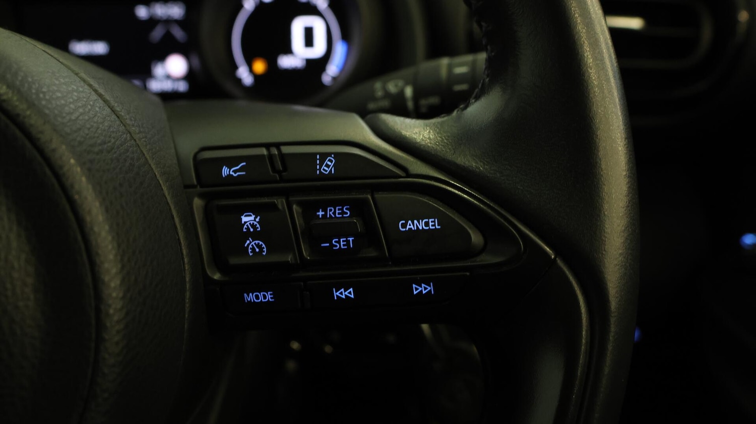 Used Toyota Yaris for sale - 76728865: Photo 25