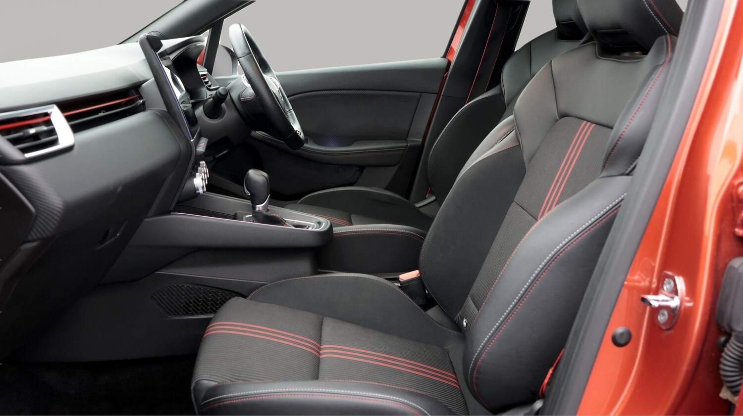 Used Renault Clio 2022 for sale - 77845244: Photo 14