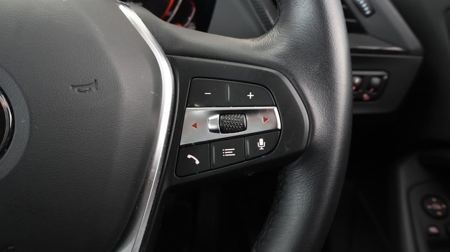 Used BMW 1 Series 2023 for sale - 77610494: Photo 23