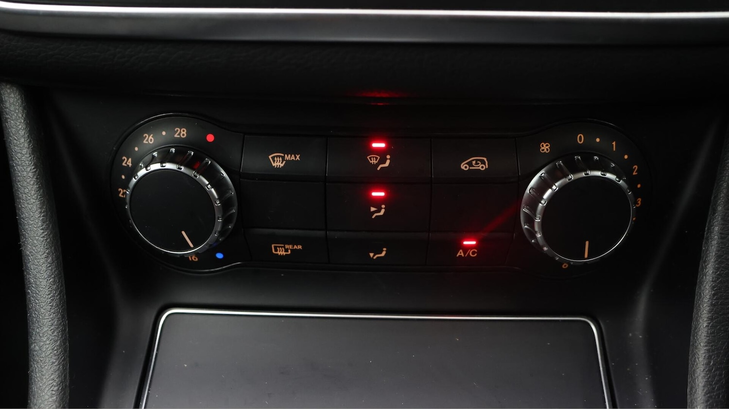 Used Mercedes-Benz GLA 2019 for sale - 76441337: Photo 13