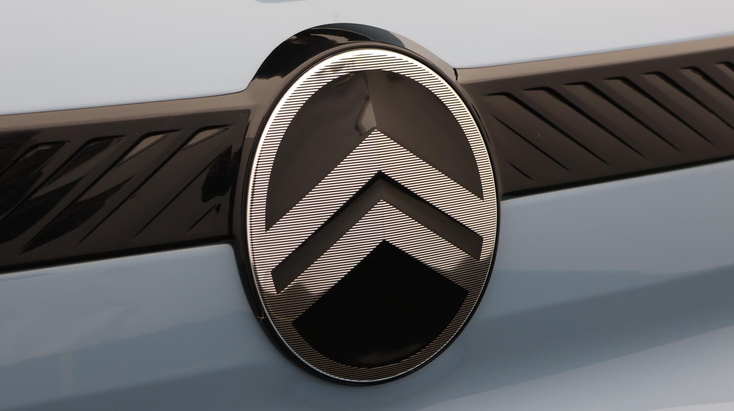 Vehicle 33