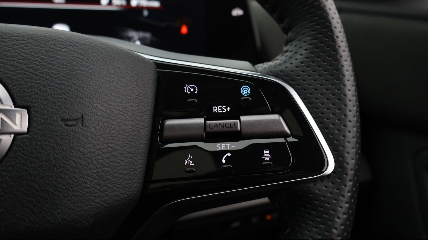 Used Nissan ARIYA for sale - 77409310: Photo 24